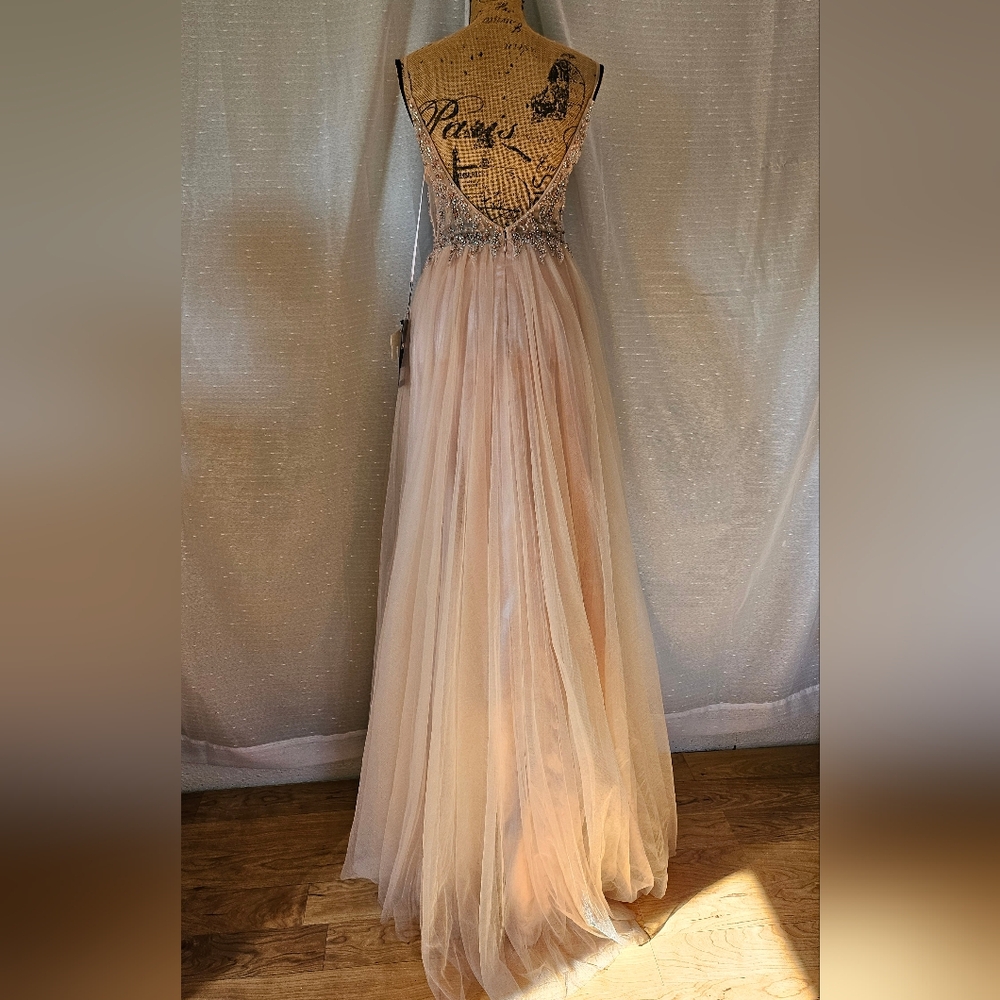 AG Studio Elegant Spaghetti Embellished Dress Dress Size Small - Picture 5 of 15